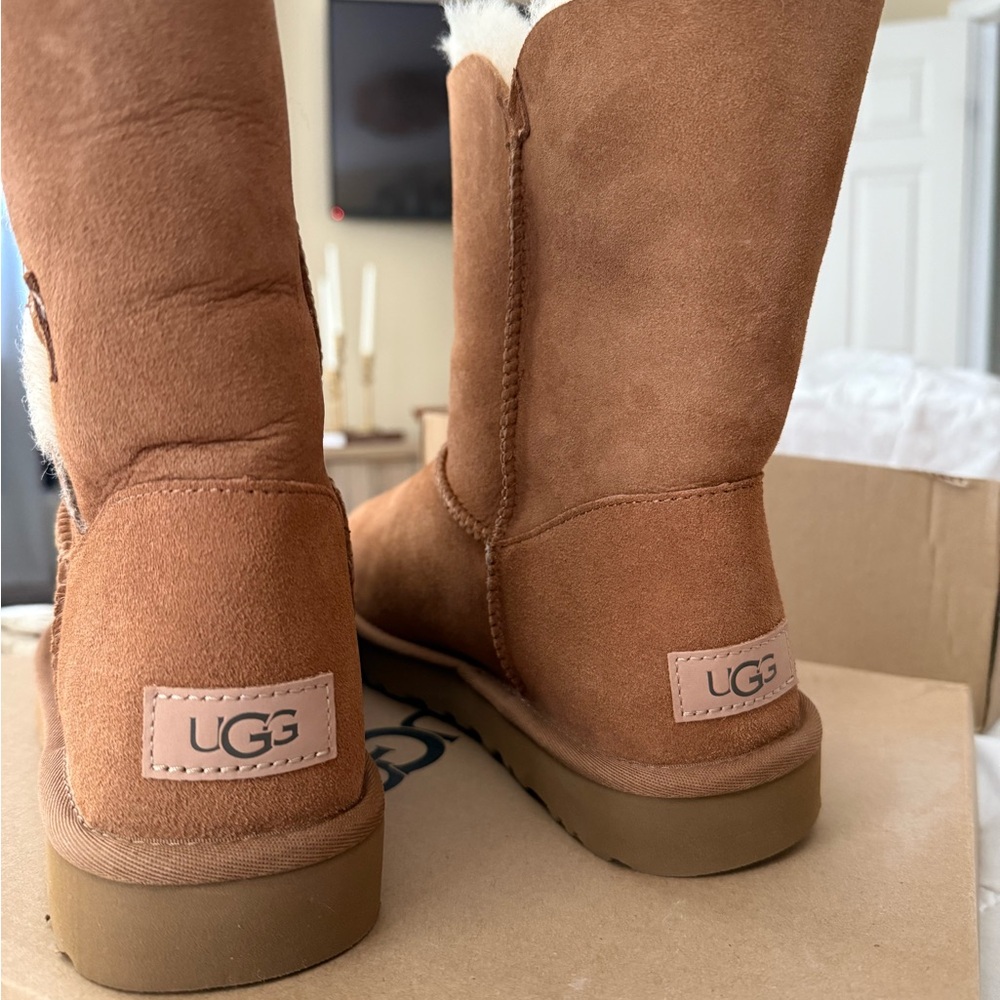 UGG Women's Chestnut Winter Boots - Picture 3 of 6
